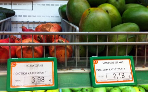 Τον γύρο του κόσμου κάνουν τα ρόδια από τη Χιλή και οι καταναλωτές τα επιλέγουν περισσότερο από τα ελληνικά