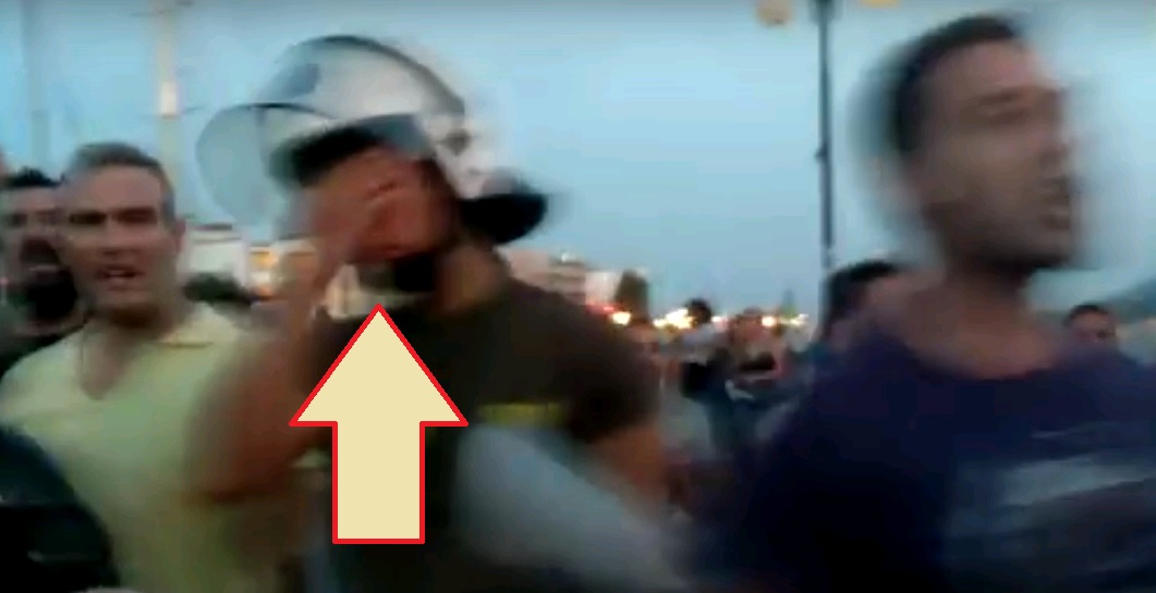 Ὑπὸ τοῦ κινδύνου (ἐπὶ τέλους) ἀδελφωμένοι!!!1