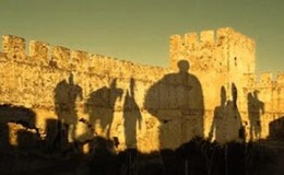 18 Μαΐου 1828. Στὸ Φραγκοκάστελλο γεννιοῦνται οἱ Δροσουλίτες.