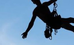 Τὰ …βάθρα τὰ ἀνεβαίνουμε μὲ τὴν …ἀξία μας!!!