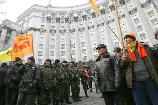  Οπαδοί της «πορτοκαλί επαναστάσεως» στην Ουκρανία
